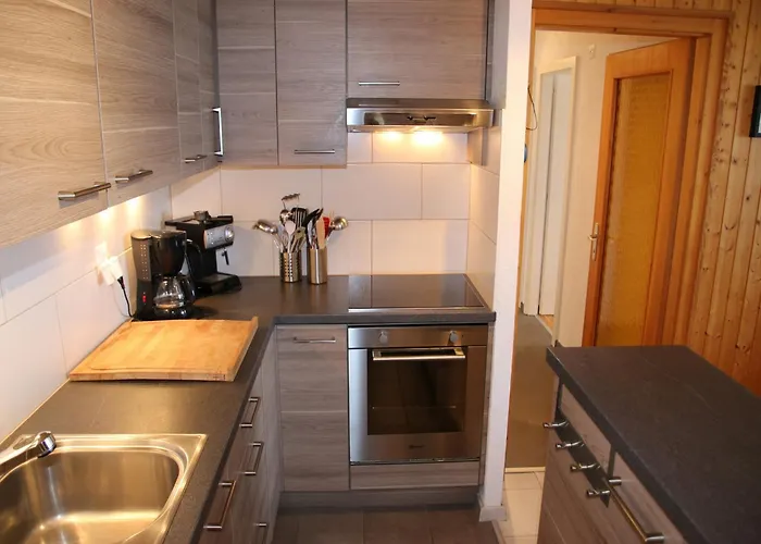 Mountain With Parking 베이소나츠