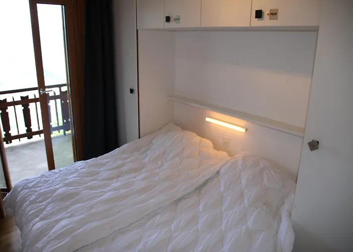 아파트 Mountain With Parking 베이소나츠