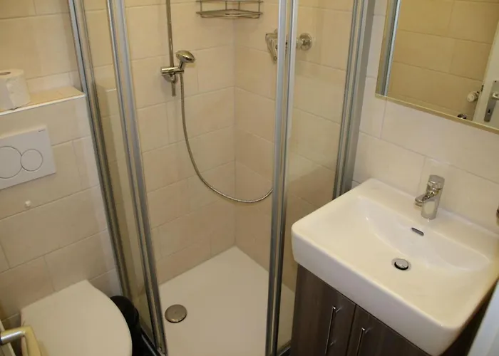 아파트 Mountain With Parking *