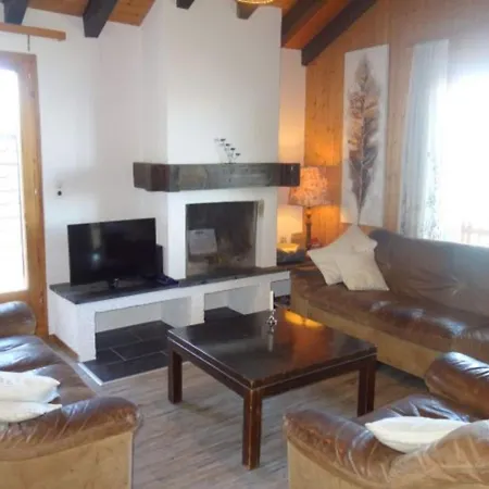 Mountain With Parking Apartment *